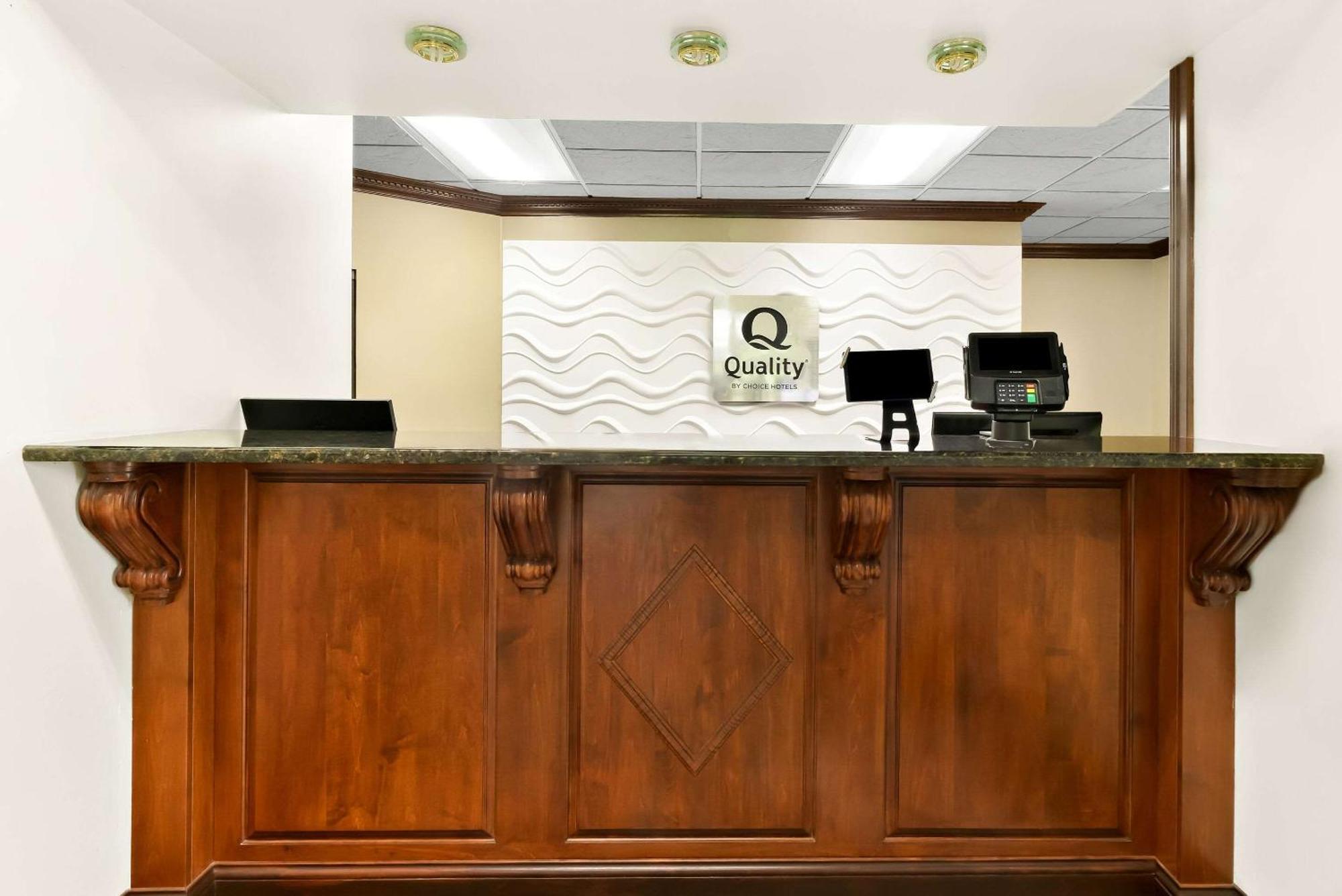 Quality Inn Russellville Buitenkant foto