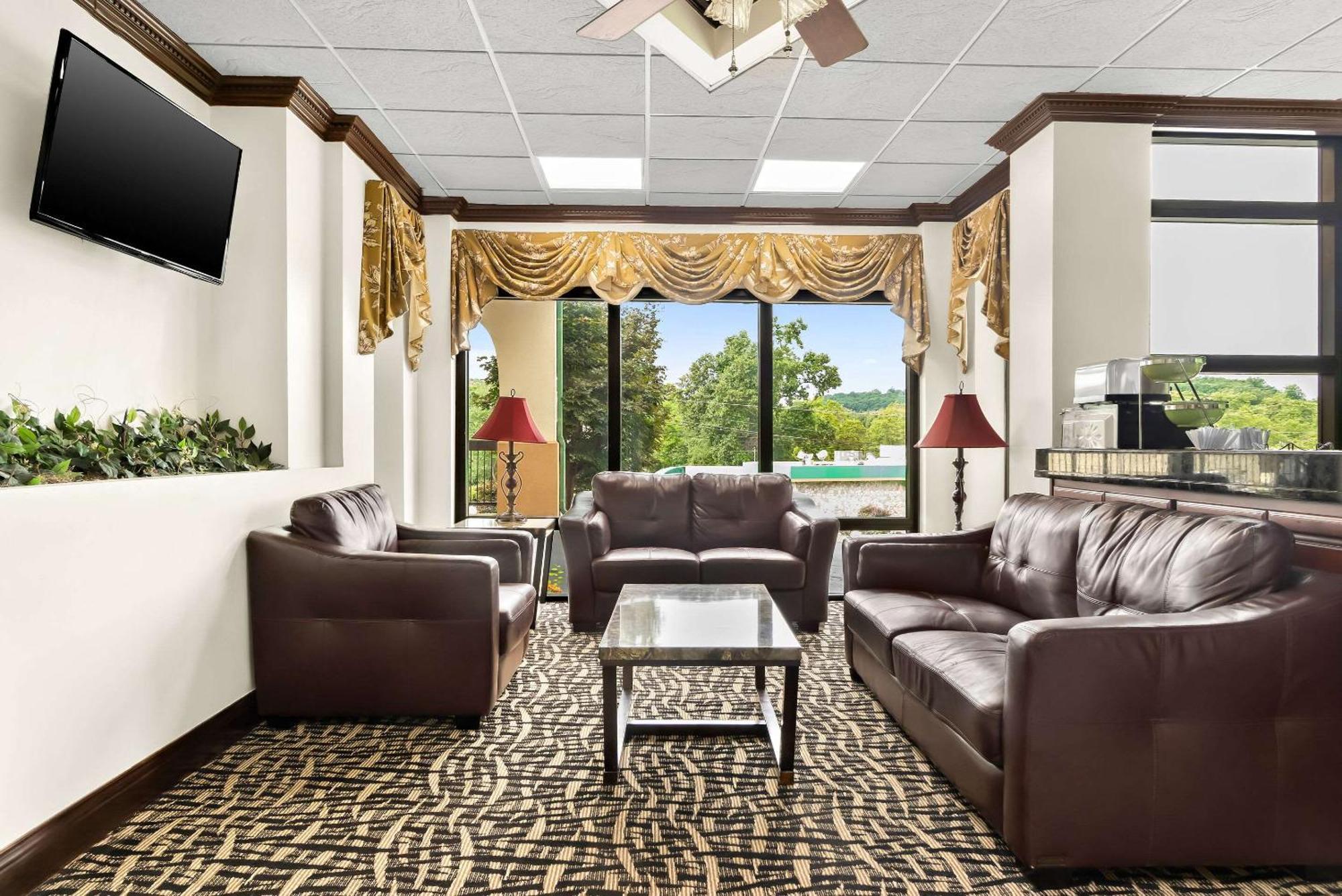Quality Inn Russellville Buitenkant foto