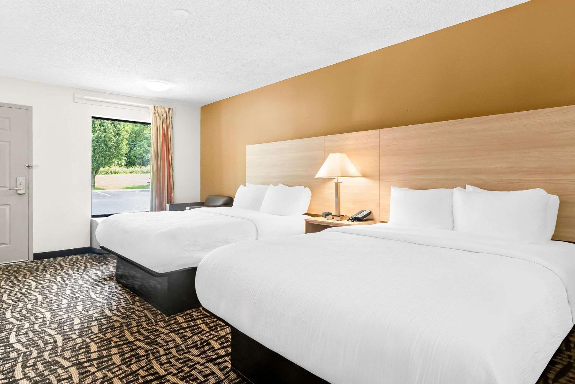 Quality Inn Russellville Buitenkant foto